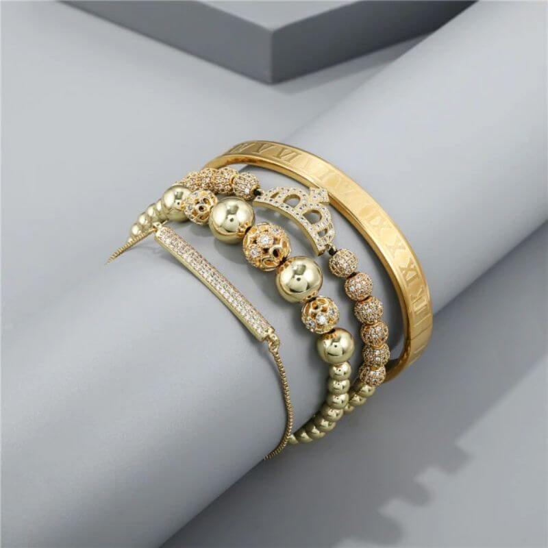 Gold Bracelet For Women: Designed To Dazzle